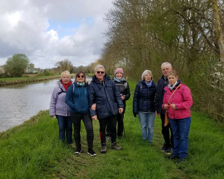 Le long du canal latéral à la Loire